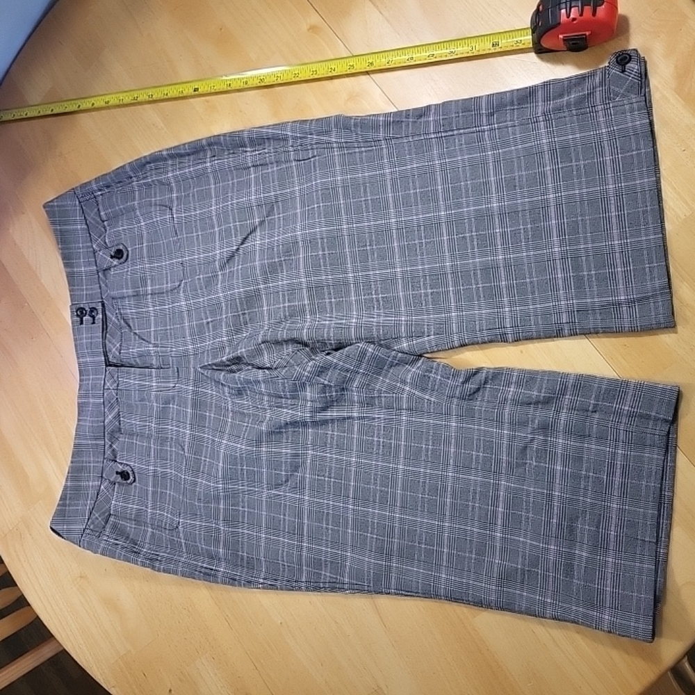 *****SOLD**ShortsLane Bryant Dress Pant Capri Womens Plus Size 20 Gray Plaid Str